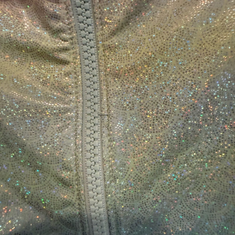 GAP Kids Shimmering Pastel Rashguard - Picture 7 of 7